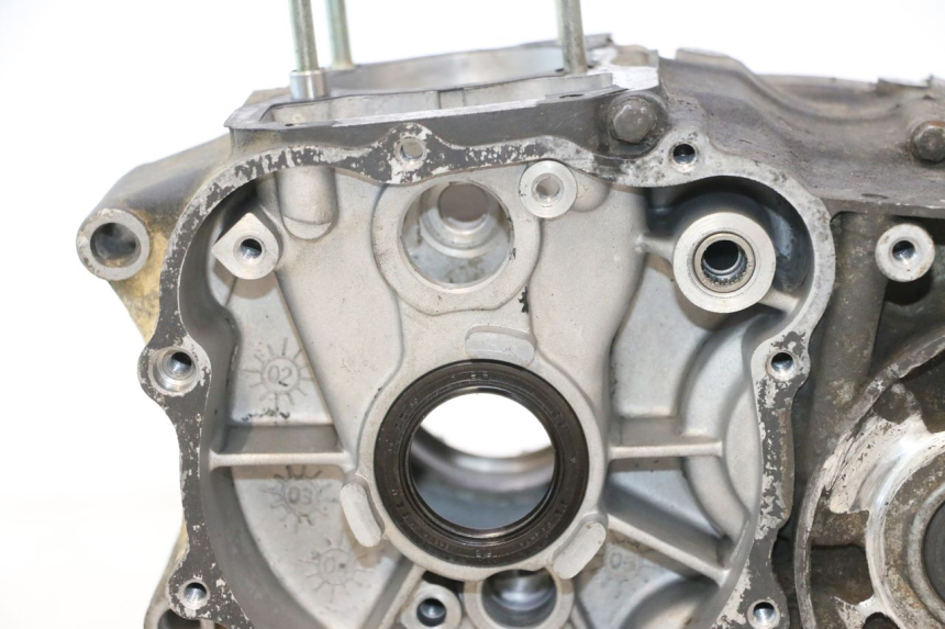 photo de ENGINE CRANKCASE SMC XROAD 150 - Focus on structure
