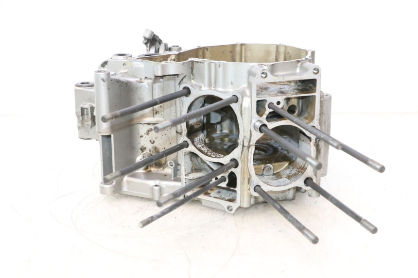 photo de ENGINE CRANKCASE HONDA XRV AFRICA TWIN 750 (1990 - 1992) - Alternative perspective