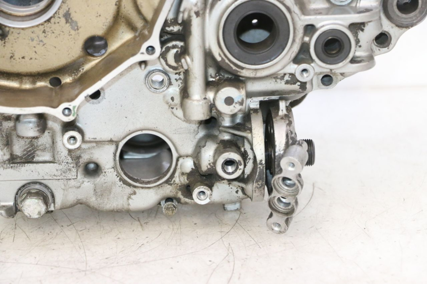 photo de ENGINE CRANKCASE HONDA XRV AFRICA TWIN 750 (1990 - 1992) - Fixing points details
