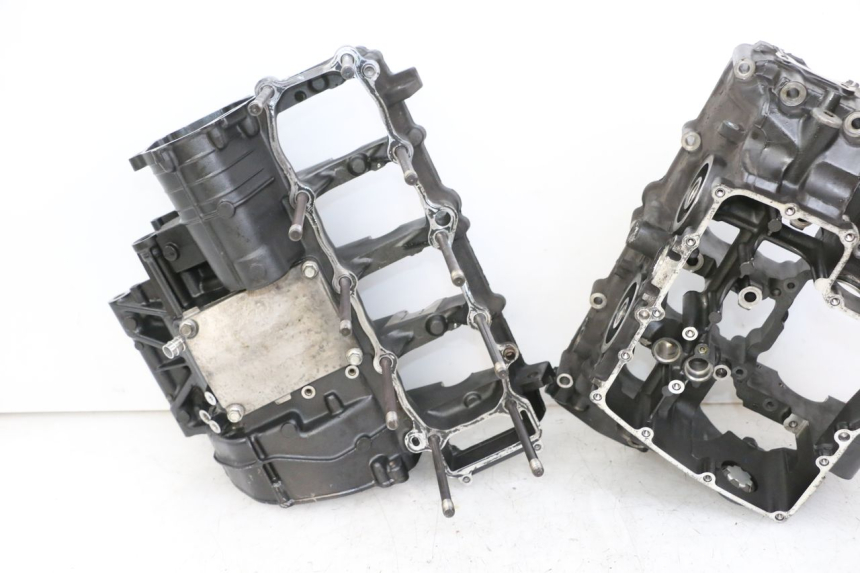 photo de ENGINE CRANKCASE YAMAHA FZ1 FAZER 1000 (2007 - 2009) - Supplementary product photo