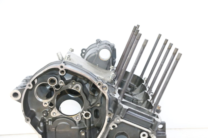 photo de ENGINE CRANKCASE YAMAHA FZ1 FAZER 1000 (2007 - 2009) - Technical close-up