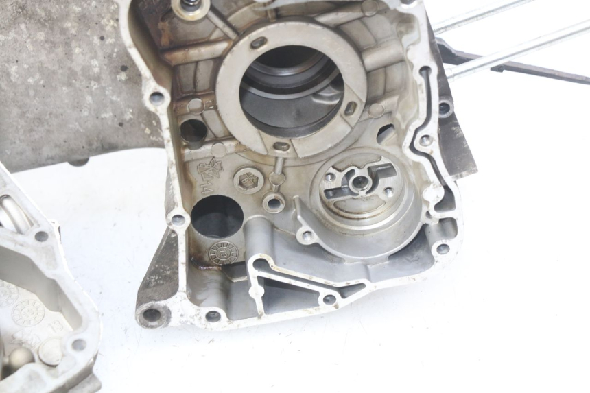 photo de ENGINE LOWER CASING YAMASAKI YM T 125 (2015 - 2020) - Distinctive features