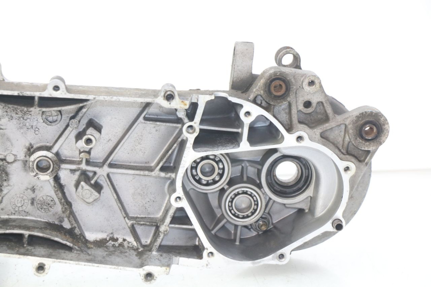 photo de ENGINE LOWER CASING YAMASAKI YM T 125 (2015 - 2020) - Alternative perspective