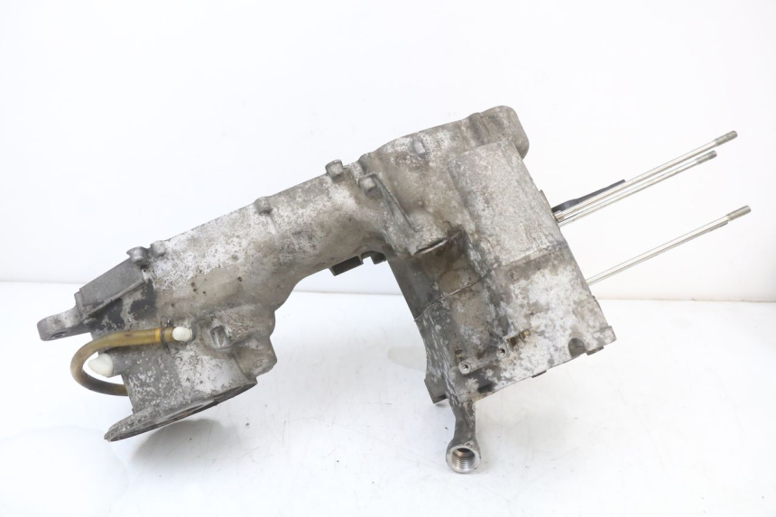 photo de ENGINE LOWER CASING YAMAHA YP MAJESTY 125 (2002 - 2006) - Component zoom