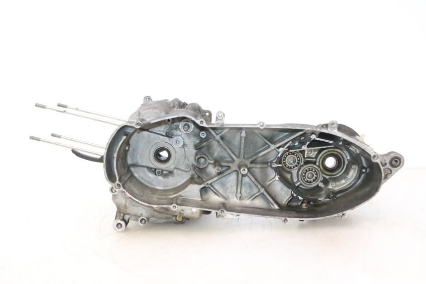 photo de ENGINE CRANKCASE YAMAHA YP MAJESTY 125 (2007 - 2010) - Main view