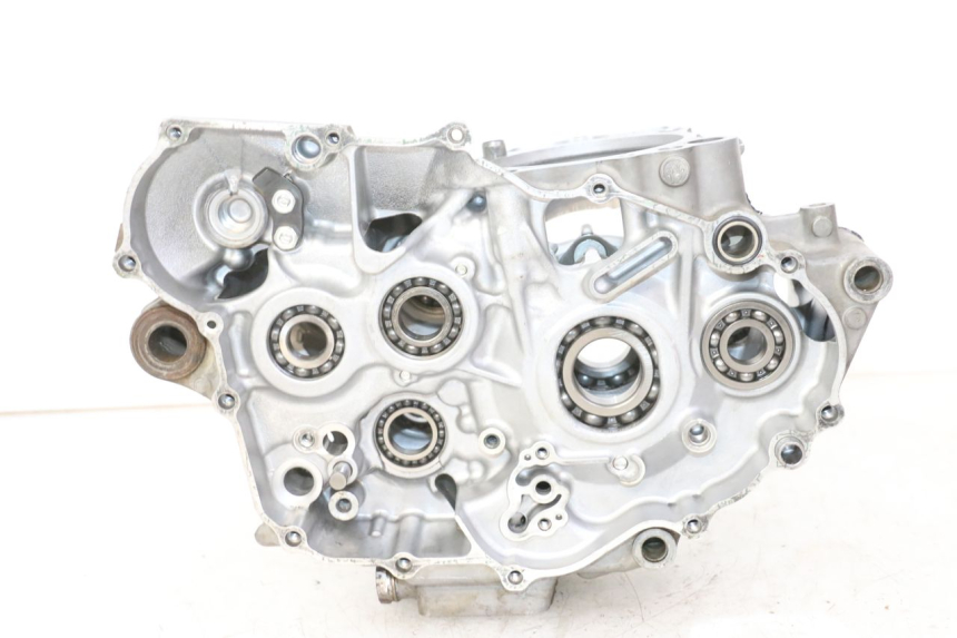 photo de ENGINE CRANKCASE YAMAHA YZ-F YZF 250 (2014 - 2018) - Main view