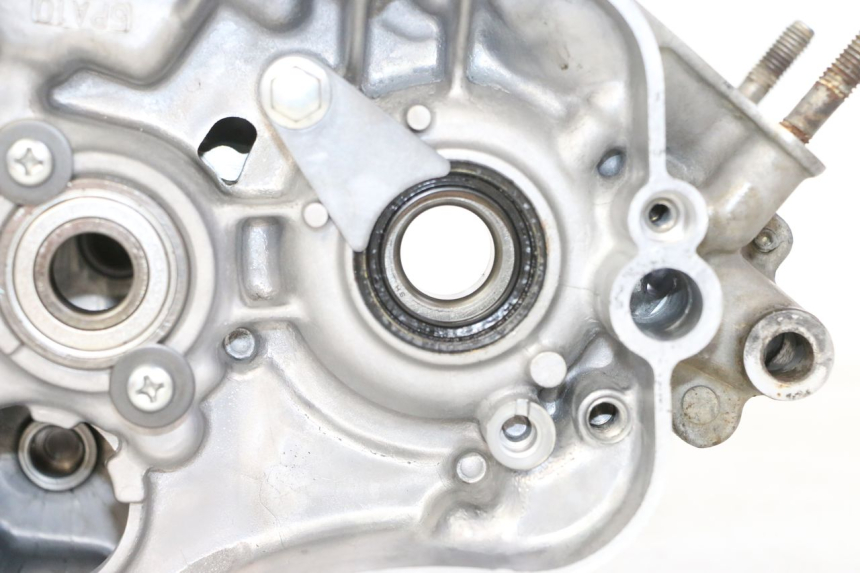 photo de ENGINE CRANKCASE YAMAHA YZ 85 (2002 - 2018) - Distinctive features