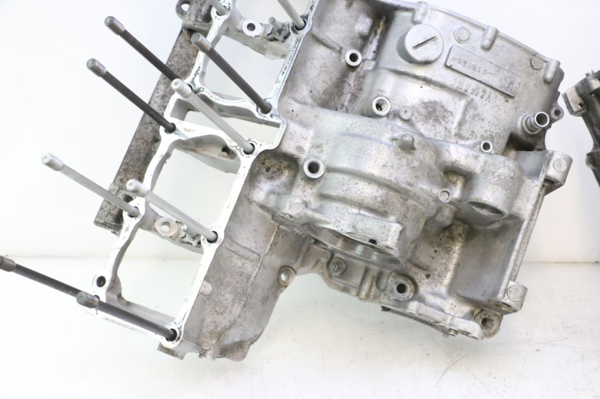 photo de ENGINE CRANKCASE YAMAHA YZF R GENESIS 750 (1993 - 1998) - Supplementary product photo