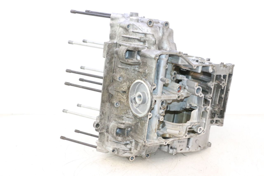 photo de ENGINE CRANKCASE YAMAHA YZF R GENESIS 750 (1993 - 1998) - Alternative perspective
