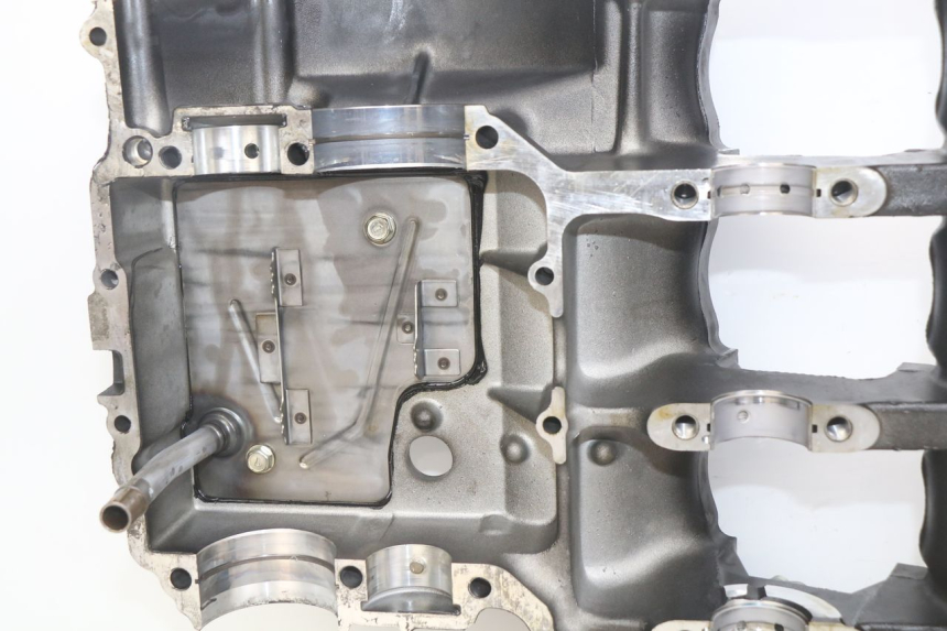 photo de ENGINE LOWER CRANKCASE KAWASAKI Z 750 (2007 - 2013) - Distinctive features