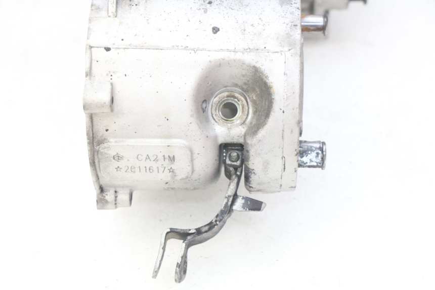 photo de ENGINE LOWER CASING PIAGGIO ZIP 4T 50 (2018 - 2020) - Component zoom