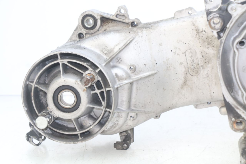 photo de ENGINE LOWER CASING PIAGGIO ZIP 4T 50 (2018 - 2020) - Detailed visual inspection