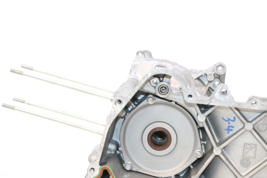photo de ENGINE CRANKCASE PIAGGIO ZIP IGET 4T 50 (2021 - 2023) - Additional view of the item