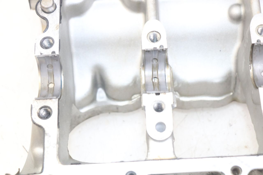 photo de ENGINE LOWER CASING KAWASAKI ZX-6R ZX6R 600 (1995 - 1997) - Detailed visual inspection