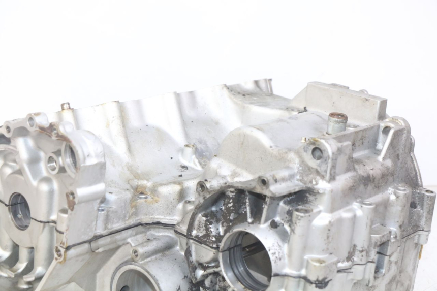 photo de ENGINE LOWER CASING KAWASAKI ZX-6R ZX6R 600 (1995 - 1997) - Zoom on usage condition