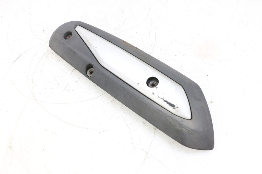 photo de EXHAUST COVER SYM ORBIT 2 4T 50 (2008 - 2017) - Technical close-up