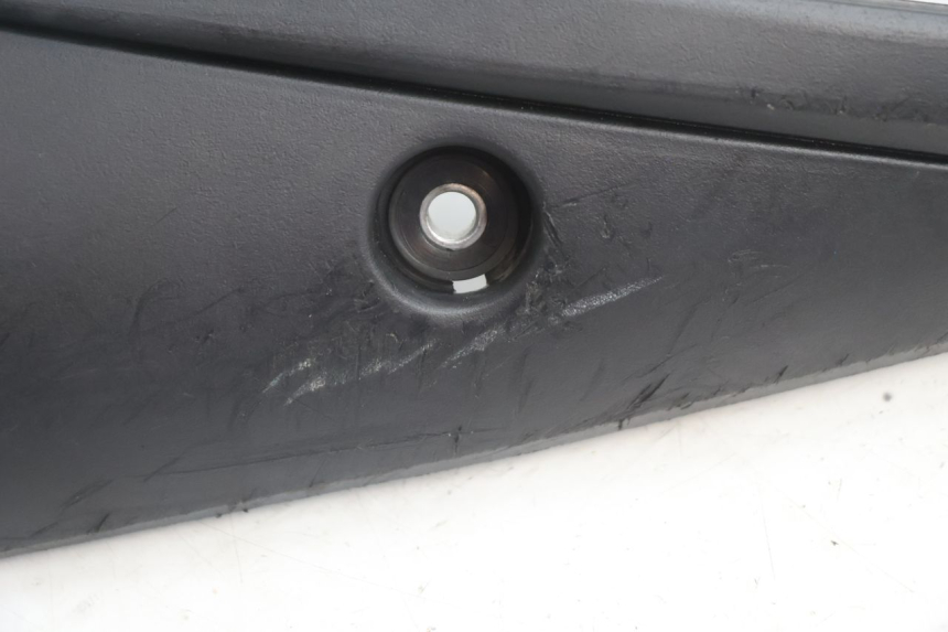 photo de EXHAUST COVER TNT MOTOR ROMA 10' 2T 50 (2011 - 2018) - Zoom on usage condition