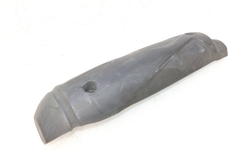 photo de EXHAUST COVER PEUGEOT VIVACITY NEW 2T 50 (2008 - 2017) - Fixing points details