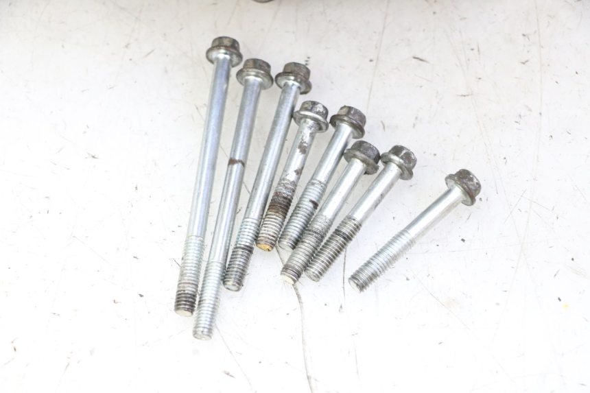 photo de CLUTCH COVER CCR DIRT BIKE 125 - Surface and material condition