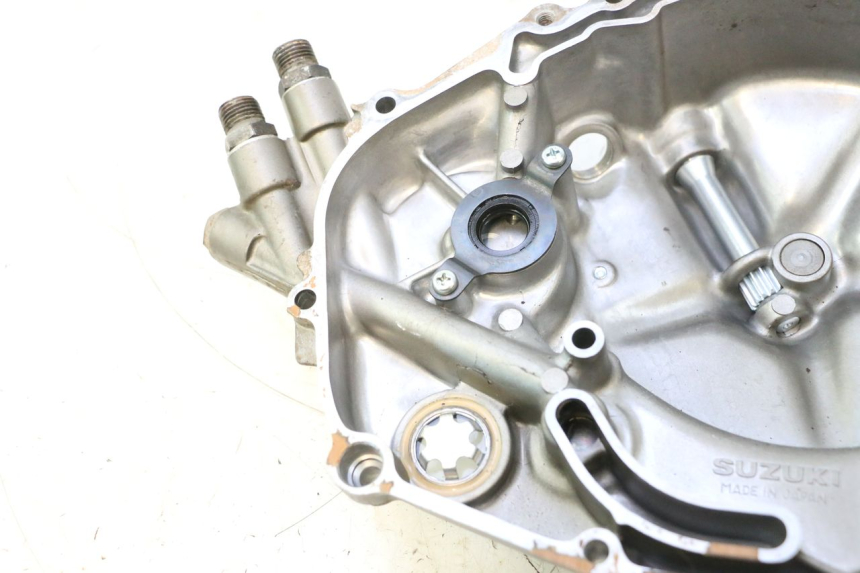 photo de CLUTCH COVER SUZUKI DR S 600 (1985 - 1989) - Technical close-up