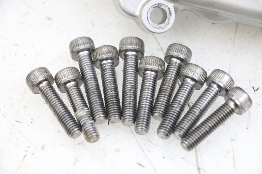 photo de CLUTCH COVER YAMAHA FZ6 N FAZER 600 (2004 - 2006) - Component zoom