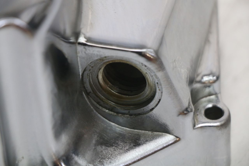 photo de CLUTCH COVER REGAL RAPTOR SPYDER 125 (2010 - 2018) - Technical close-up