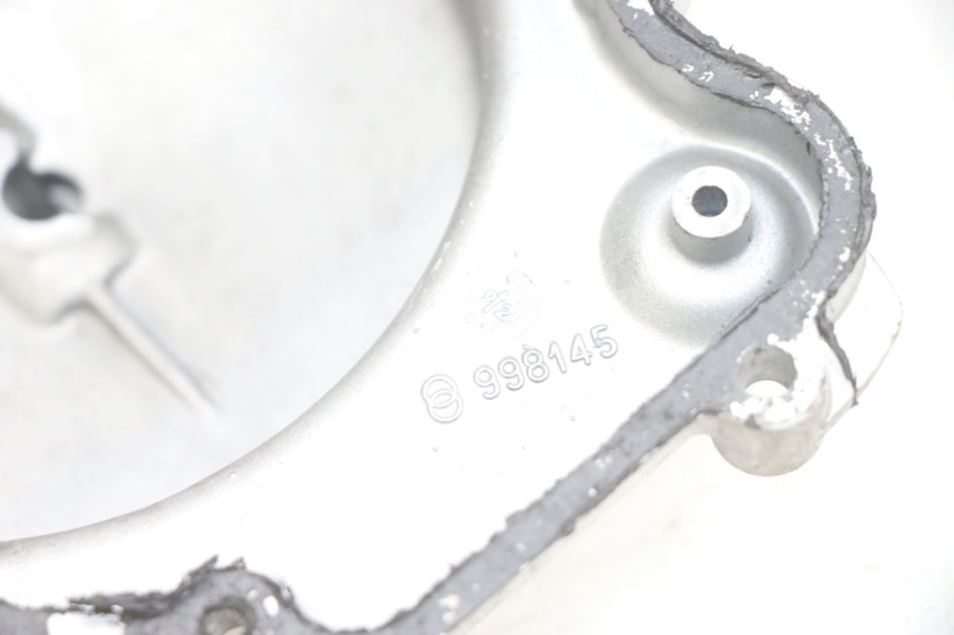 photo de CLUTCH COVER GILERA RK 50 (1996 - 1999) - Fixing points details