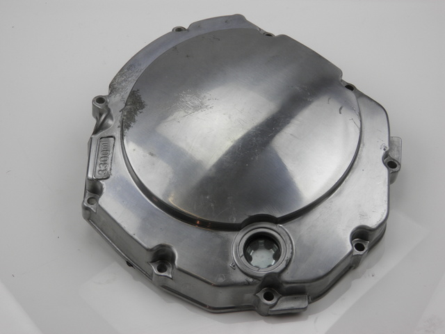 photo de CLUTCH COVER SUZUKI GSF BANDIT 1200 (1996 - 1999) - Technical close-up