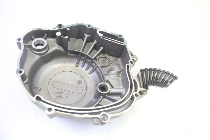 photo de CLUTCH COVER YAMAHA TTR 125 (2000 - 2020) - Fixing points details