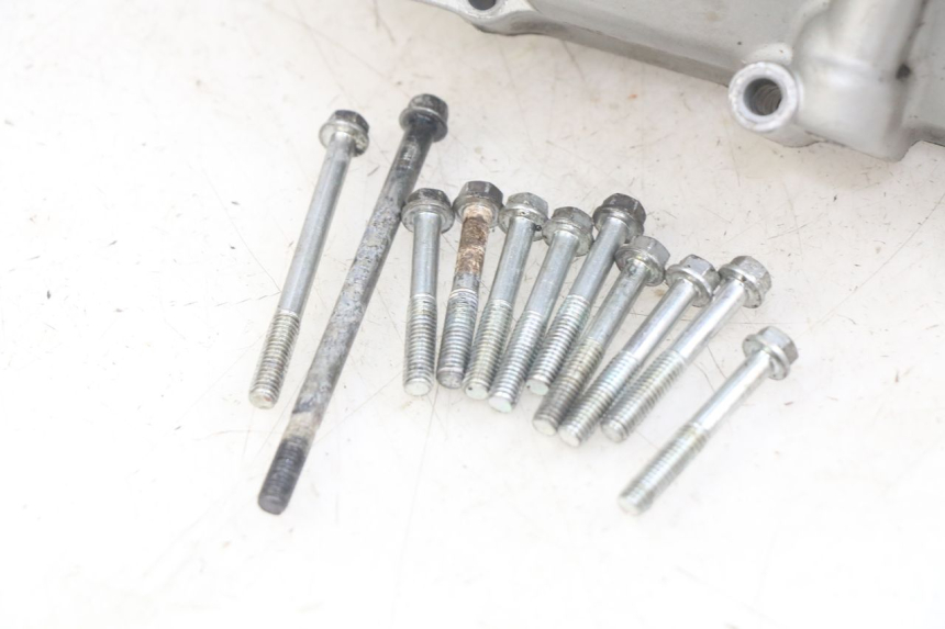 photo de CLUTCH COVER DAELIM VJ ROADWIN FI 125 (2008 - 2017) - Surface and material condition