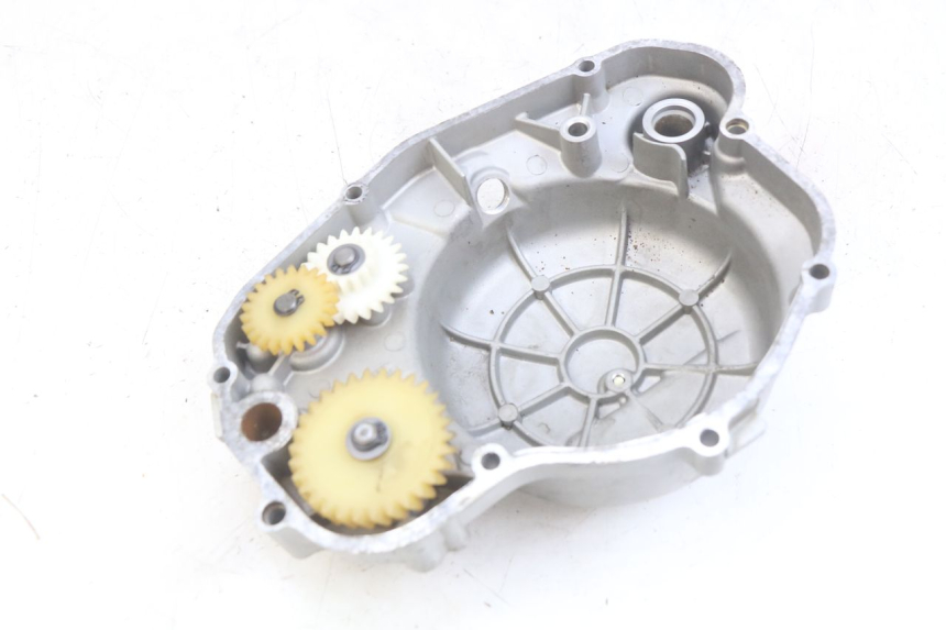 photo de CLUTCH COVER PEUGEOT XP6 50 (2006 - 2011) - Zoom on usage condition