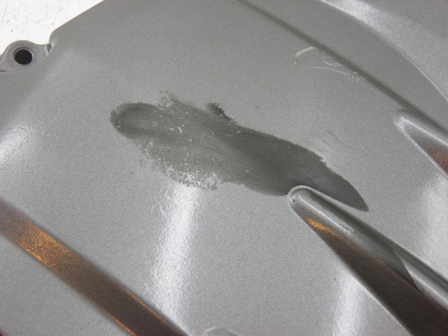 photo de CLUTCH COVER YAMAHA FJR 1300 (2004 - 2005) - Alternative perspective