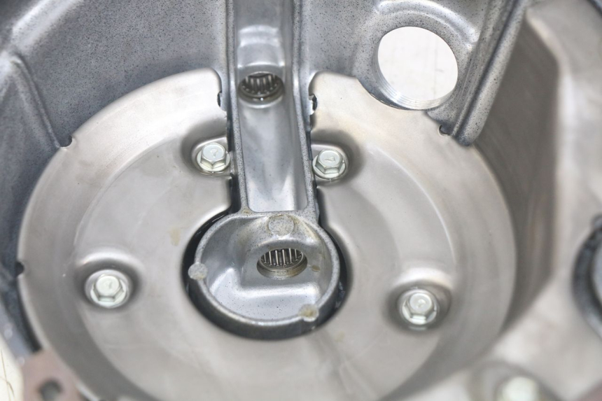 photo de CLUTCH COVER KAWASAKI ZX-6R ZX6R 600 (1995 - 1997) - Component detail