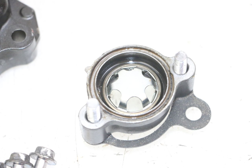 photo de ENGINE OIL COVER HONDA CB R 1000 (2018 - 2023) - Zoom on usage condition