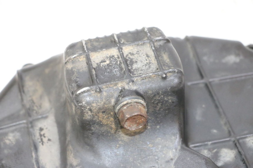 photo de ENGINE OIL COVER HONDA CB R 1000 (2018 - 2023) - Technical close-up