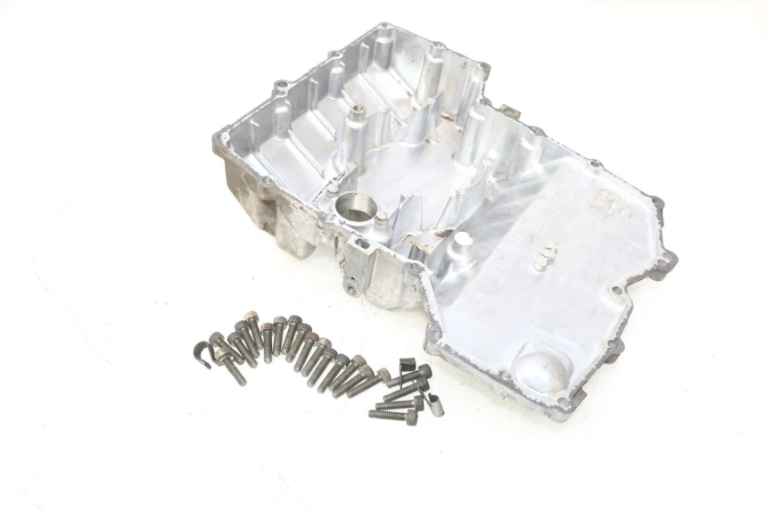 photo de ENGINE OIL COVER YAMAHA FJR 1300 (2001 - 2005) - Alternative perspective