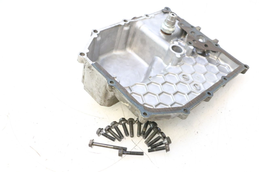 photo de ENGINE OIL COVER SUZUKI GSF N BANDIT 1200 (2001 - 2005) - Alternative perspective