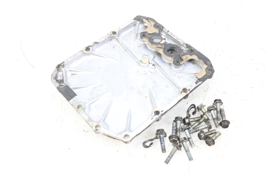 photo de ENGINE OIL COVER SUZUKI GSX E 250 (1982 - 1983) - Component detail