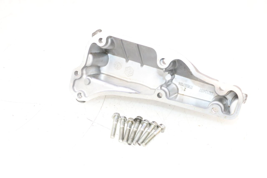 photo de ENGINE OIL COVER PIAGGIO LIBERTY IGET S 125 (2016 - 2020) - Alternative perspective