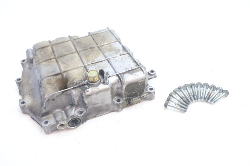 photo de ENGINE OIL COVER HONDA VFR FI RC46 800 (1998 - 2001) - Technical close-up