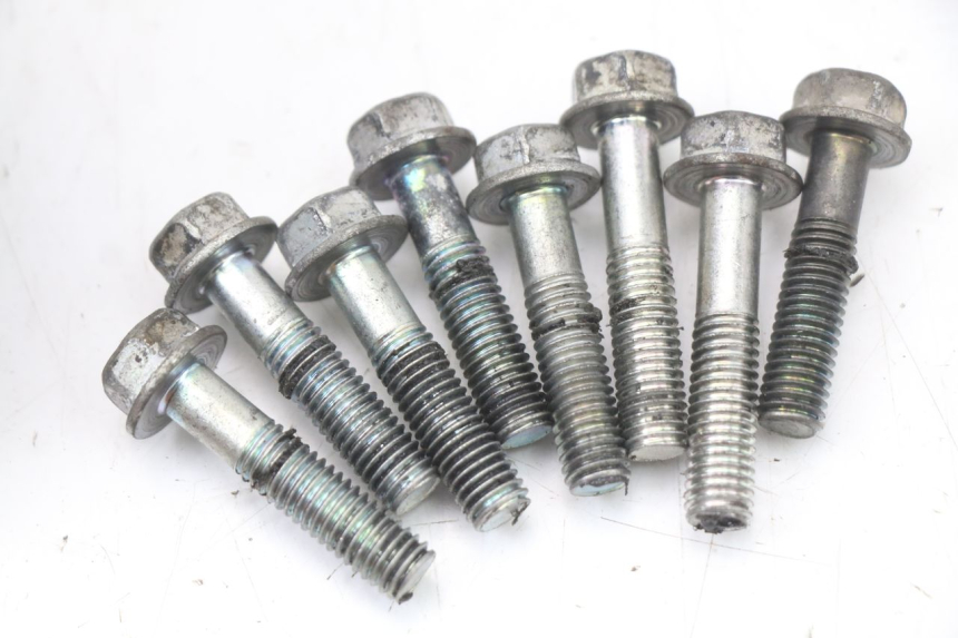 photo de RIGHT ENGINE CRANKCASE HONDA FJS SILVER WING SILVERWING 400 (2005 - 2008) - Product overview