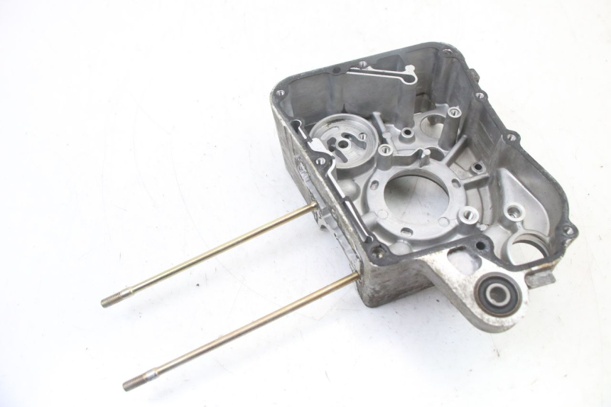 photo de RIGHT ENGINE CRANKCASE KYMCO GRAND DINK 125 (2008 - 2014) - Technical close-up