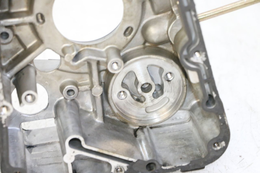 photo de RIGHT ENGINE CRANKCASE KYMCO GRAND DINK 125 (2008 - 2014) - Surface and material condition