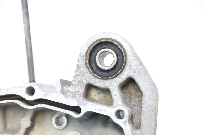photo de RIGHT ENGINE CRANKCASE SYM JET 14 4T 50 (2018 - 2022) - Zoom on usage condition