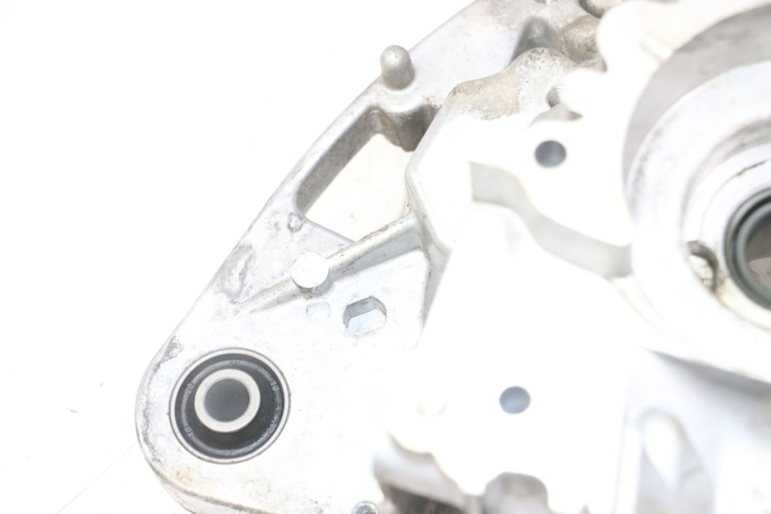 photo de RIGHT ENGINE CRANKCASE PEUGEOT KISBEE 2T 50 (2018 - 2022) - Additional view of the item