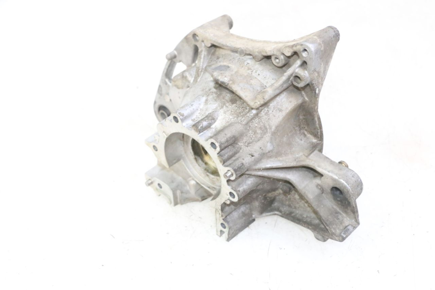 photo de RIGHT ENGINE CRANKCASE PEUGEOT KISBEE 2T 50 (2018 - 2022) - High-resolution close-up