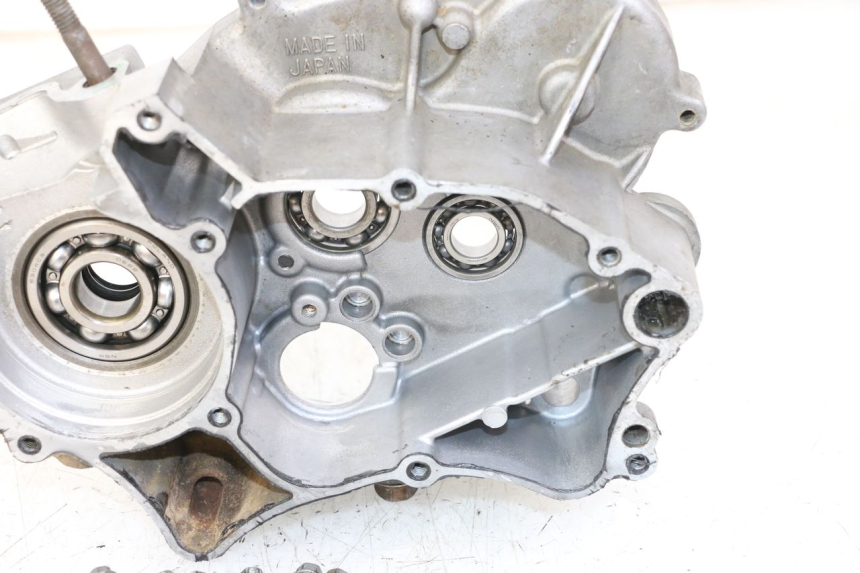 photo de RIGHT ENGINE CRANKCASE KAWASAKI KX 65 (2000 - 2019) - Distinctive features