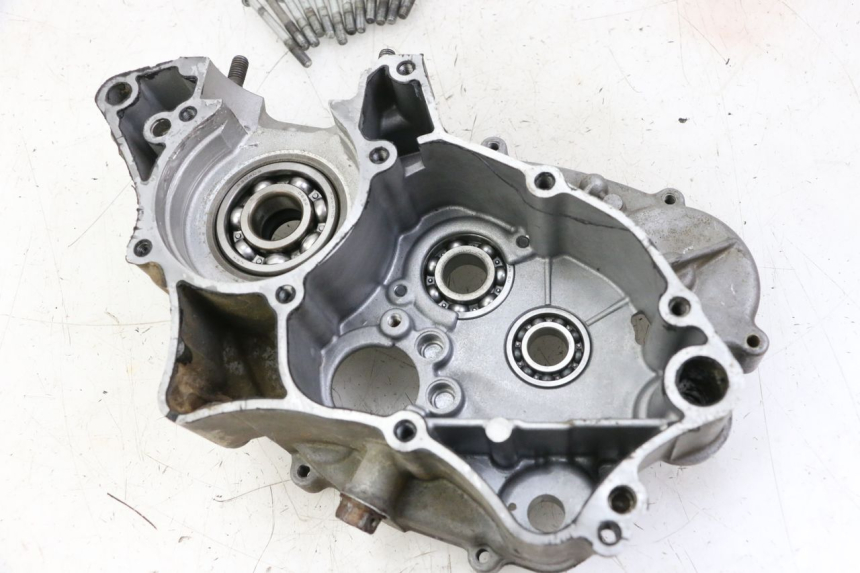 photo de RIGHT ENGINE CRANKCASE KAWASAKI KX 65 (2000 - 2019) - Checked used part