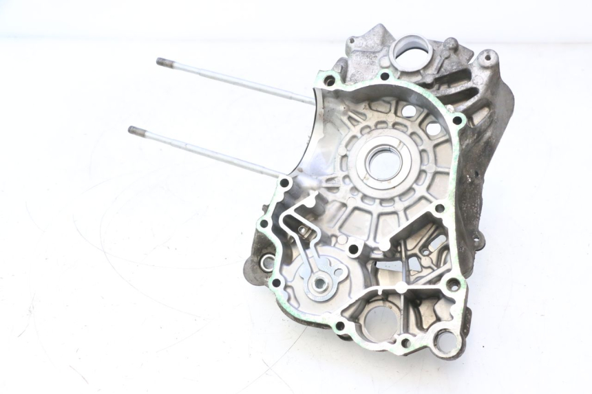 photo de RIGHT ENGINE CRANKCASE PIAGGIO LIBERTY IGET S 125 (2016 - 2020) - High-resolution close-up