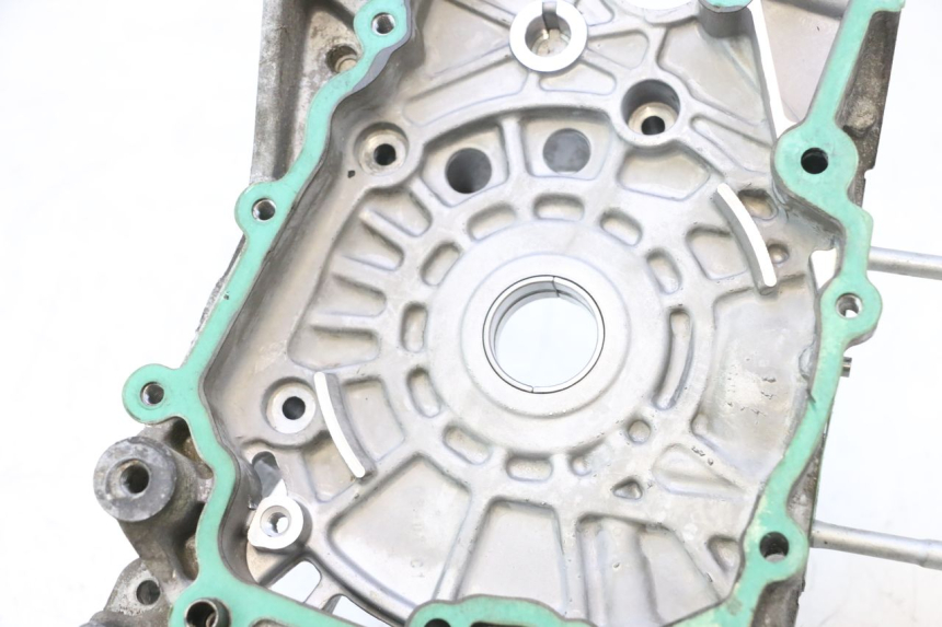 photo de RIGHT ENGINE CRANKCASE PIAGGIO LIBERTY IGET S 125 (2016 - 2020) - Detailed visual inspection